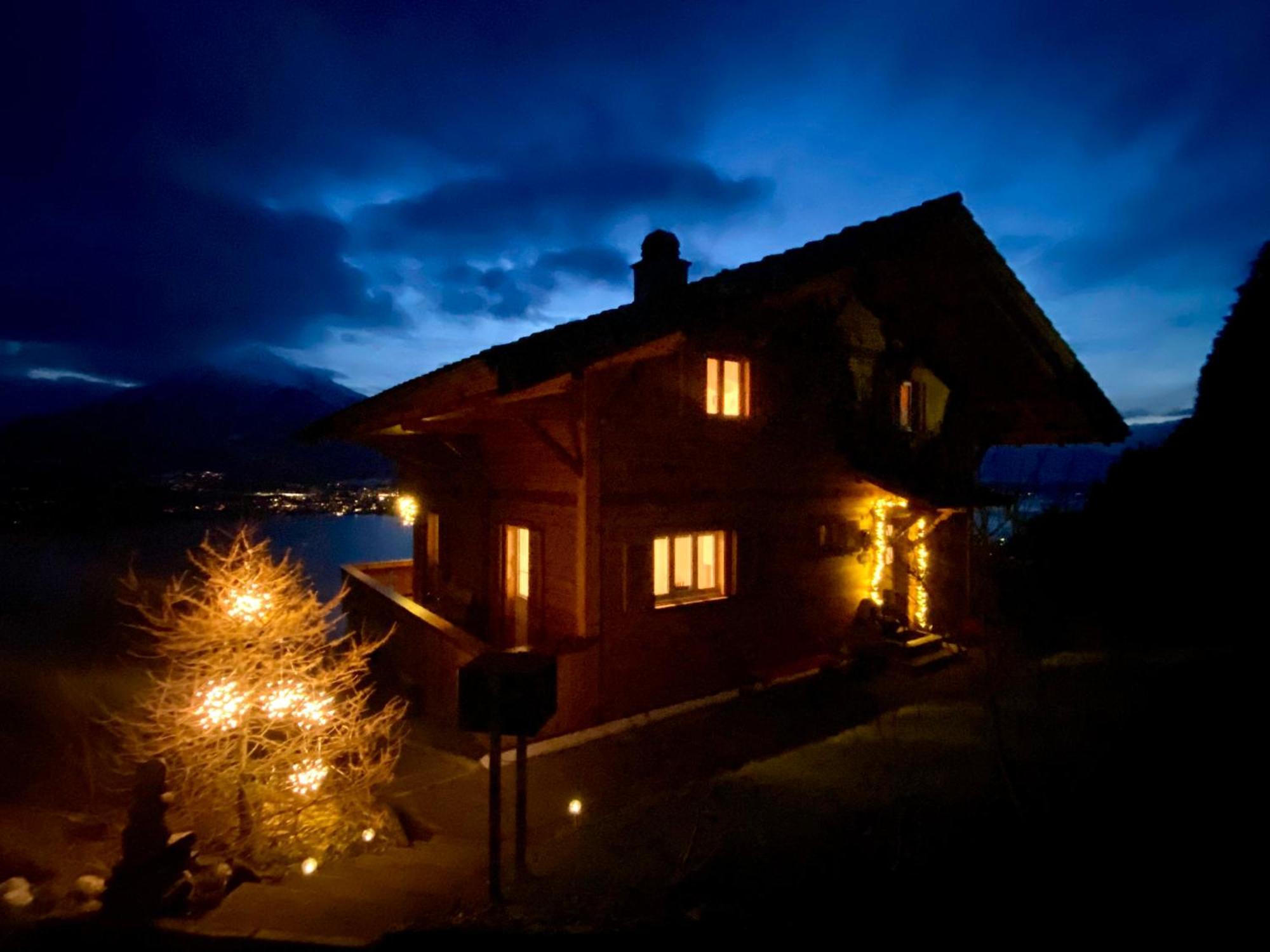 Chalet Egglen "Typical Swiss House, Best Views, Private Jacuzzi" ซิกริซวิล ภายนอก รูปภาพ